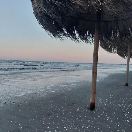 Lägenhet Rasarit De Soare